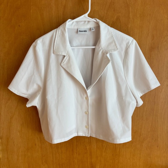 Sun-deh Sunday Best White Cropped Short Sleeve Button Down Blouse XL - Picture 1 of 7